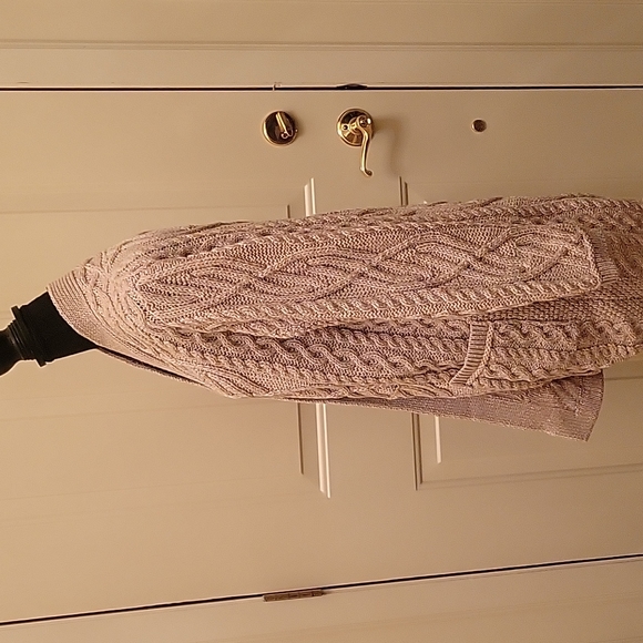 Aran Crafts 100% Irish wool cardigan Grey - Picture 5 of 7